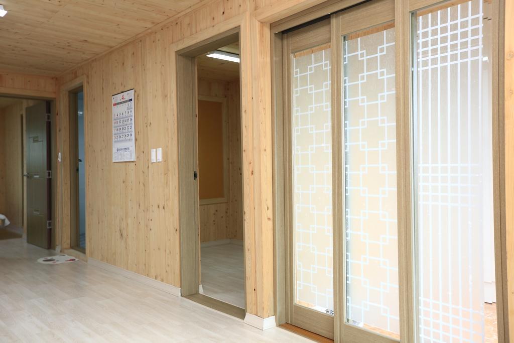 Haevichi Pension Seogwipo Exterior foto